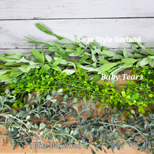 Load image into Gallery viewer, Naturally Colored 6FT Boxwood Garland
